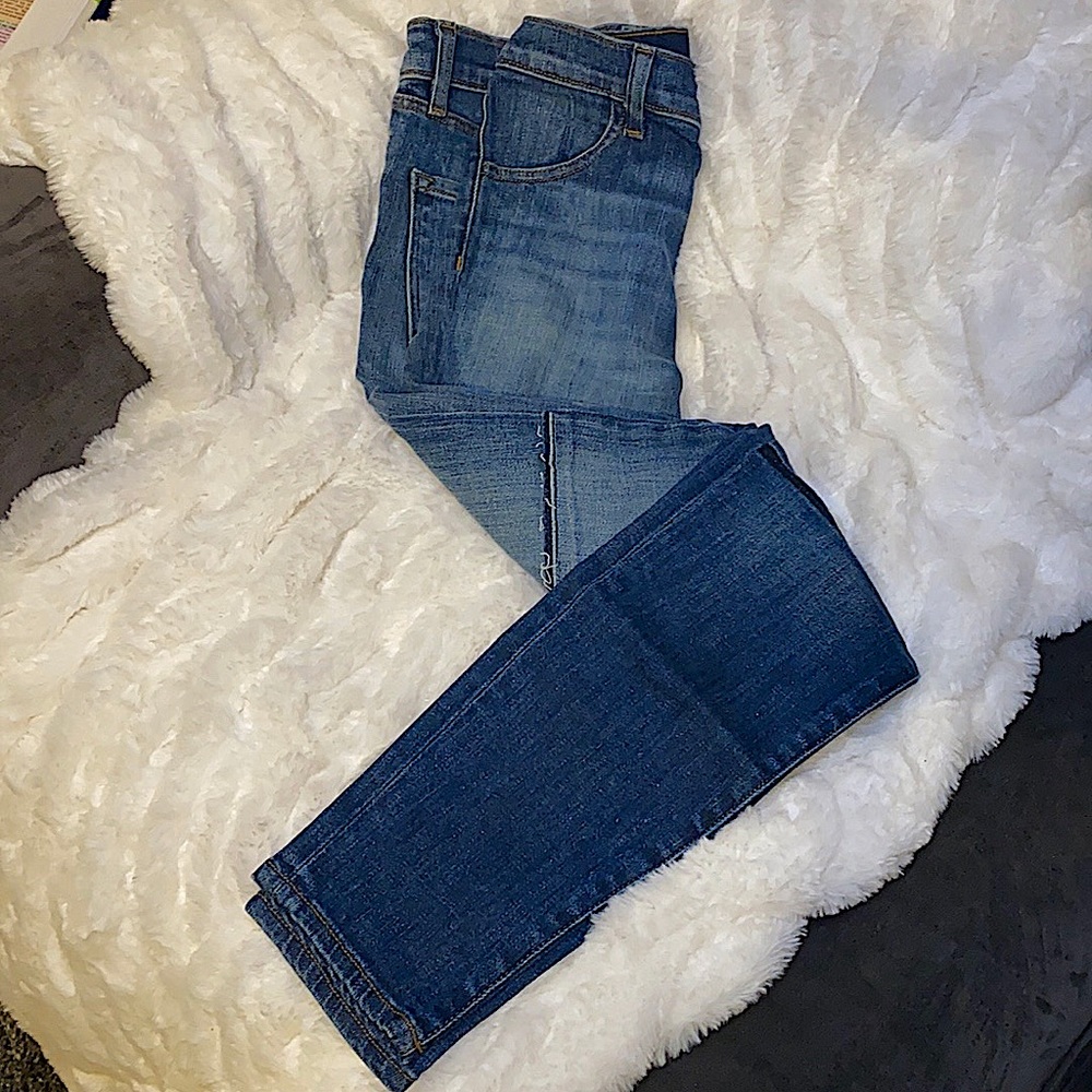 🆕 ✨Women’s | Navy blue J Brand  | High Rise Crop Jeans.